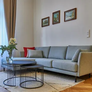 Apartmanhotel Three Golden Crowns Prága